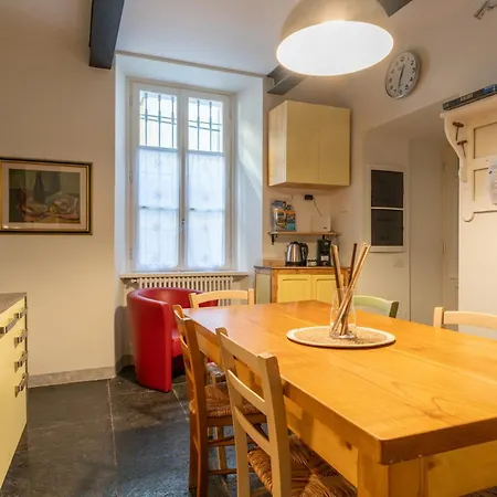 Chiave Di Volta Lovely With Terrace Guest house Varenna
