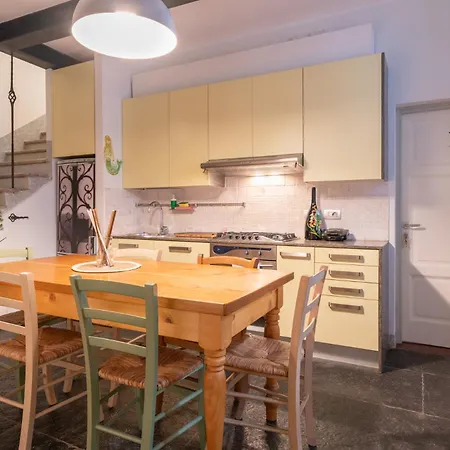 Chiave Di Volta Lovely With Terrace 3* ורנה